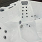 Jacuzzi Hydra 200, vasca idromassaggio compatta.