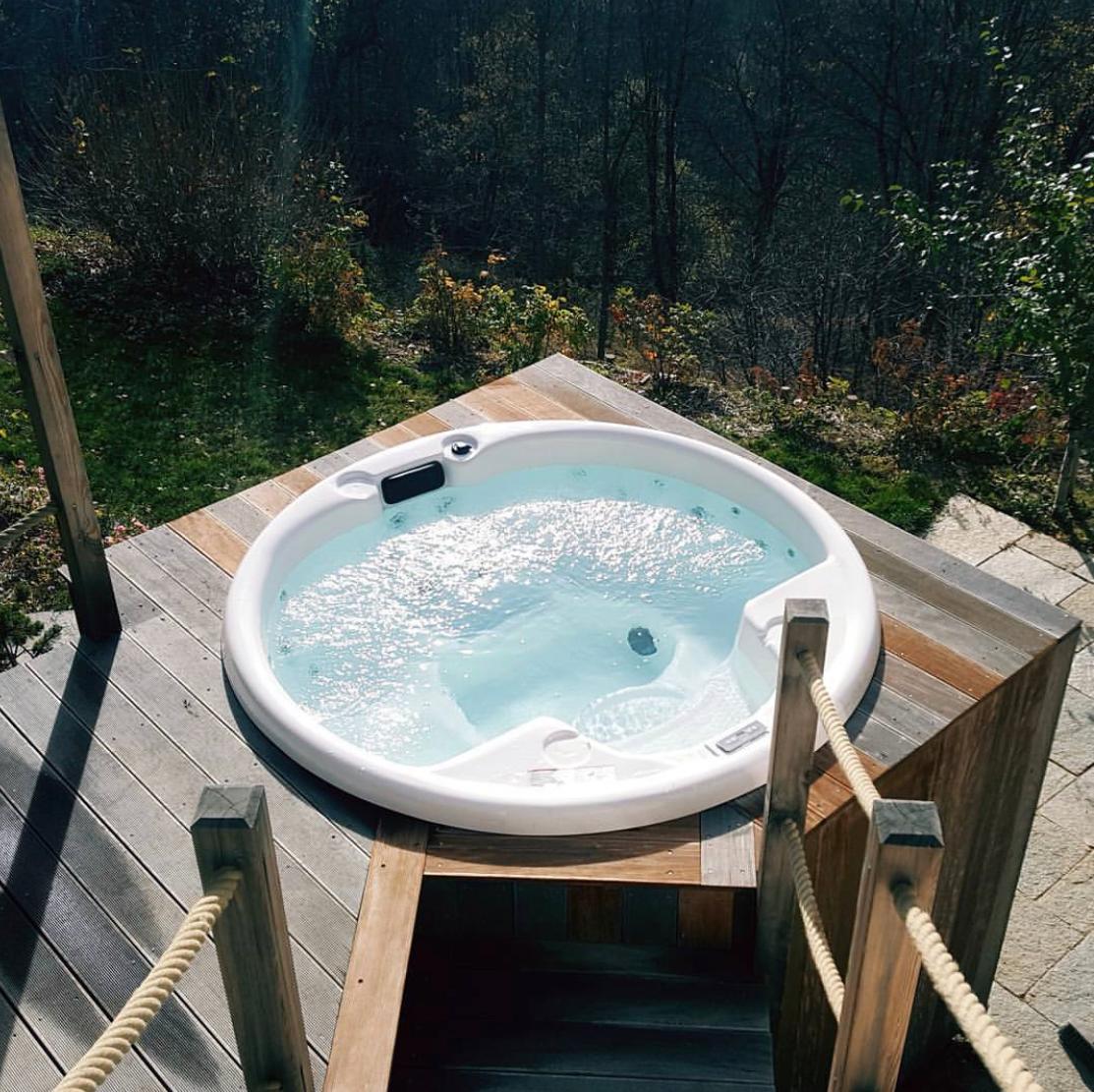 Jacuzzi esterna Therma 220 - Saunamo